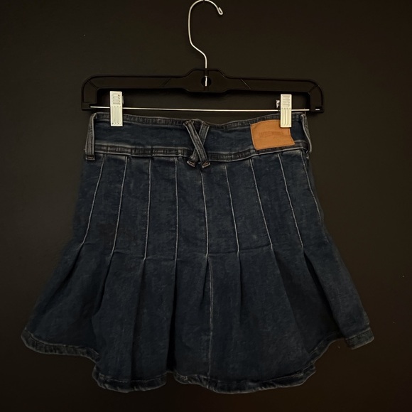 Jean pleated mini skirt - Picture 3 of 3
